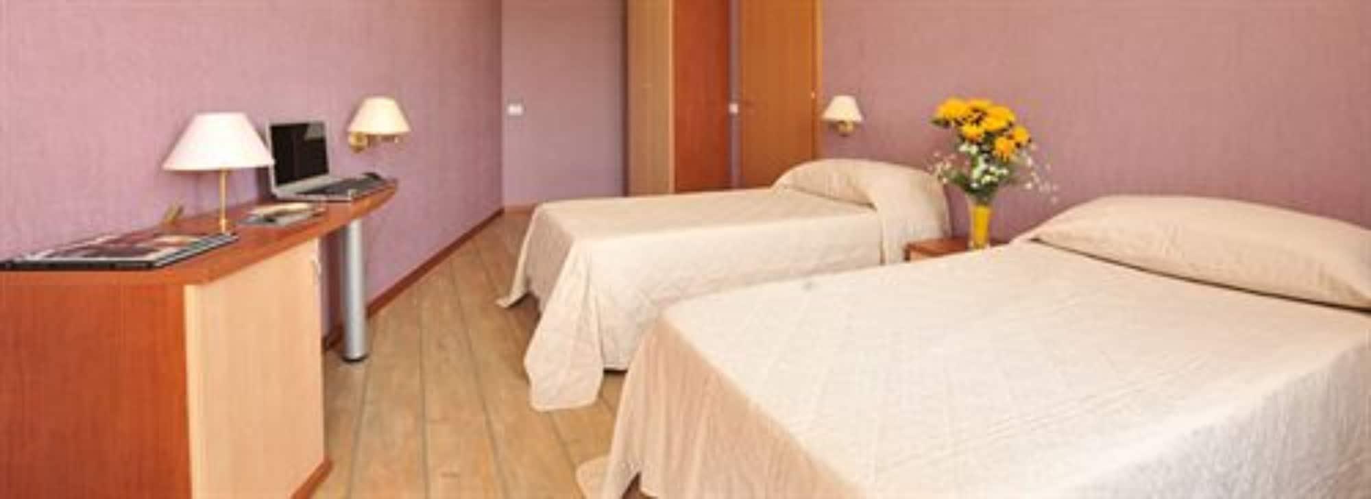 Hotel Centro Turistico Gardesano Bussolengo Esterno foto