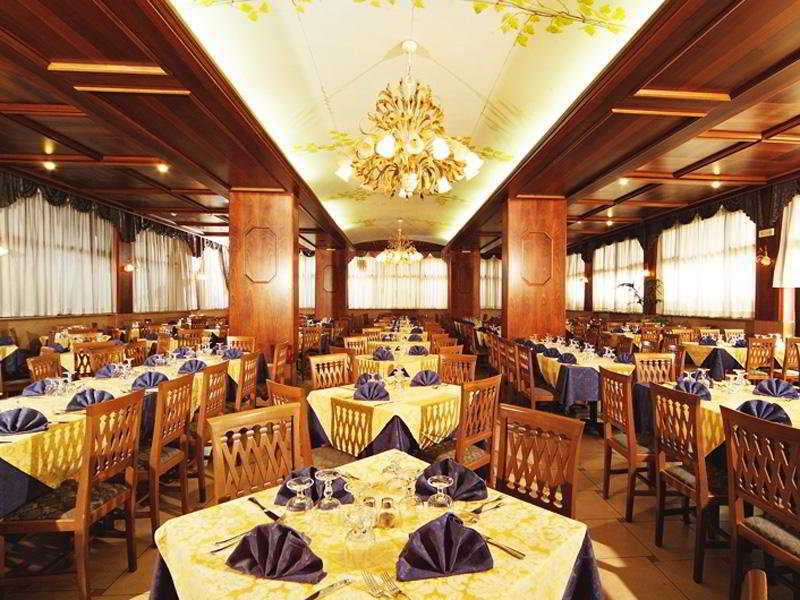 Hotel Centro Turistico Gardesano Bussolengo Ristorante foto
